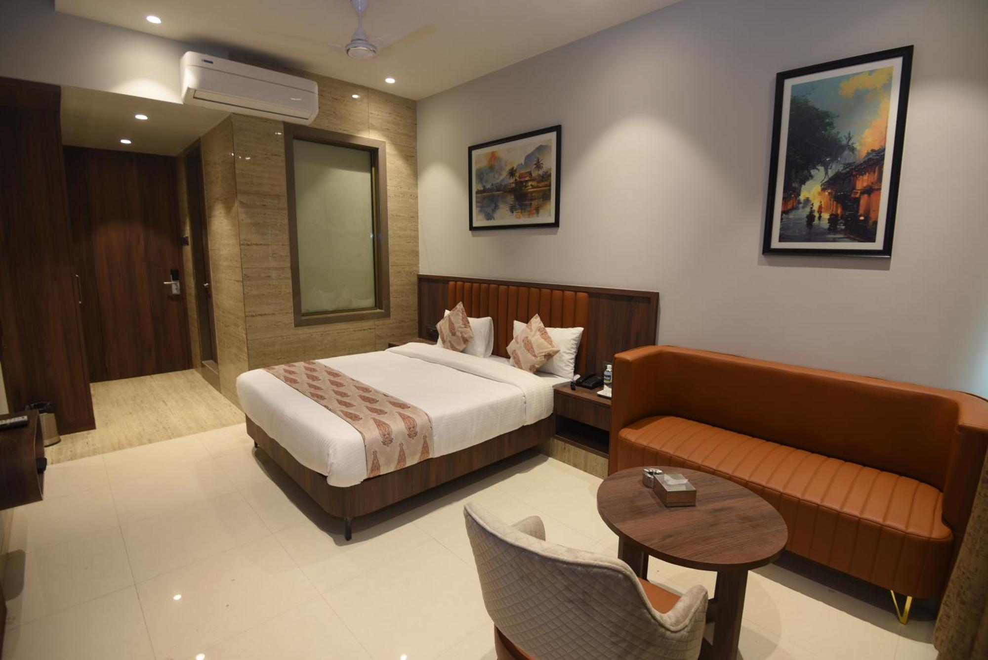 Vishnu Krupa Executive Rooms Virār Eksteriør billede